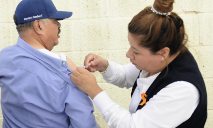 Mantienen módulo de vacunación contra influenza, neumococo y COVID en Torreón