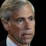 El abogado de Assange toma el caso de Nicolás Maduro en Nueva York