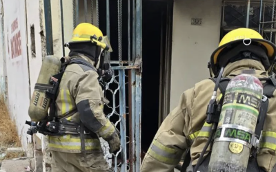 Incendio en vivienda de la colonia Vicente Guerrero moviliza a Bomberos de Torreón
