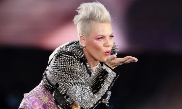 Hospitalizan a Pink en Año Nuevo; se sometió a cirugía de cuello y envía mensaje a sus fans