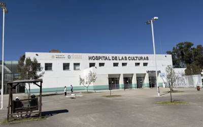 Adolescente de 13 años permanece grave tras dar a luz en Chiapas; Fiscalía investiga el caso