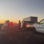 Muere mujer y resulta lesionada una menor tras volcadura en la autopista Saltillo–Torreón